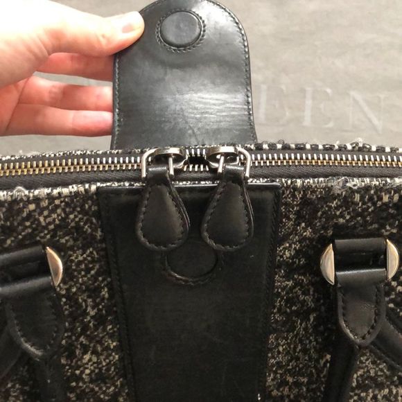 Alexander McQueen Novak Handbag - Picture 4 of 11